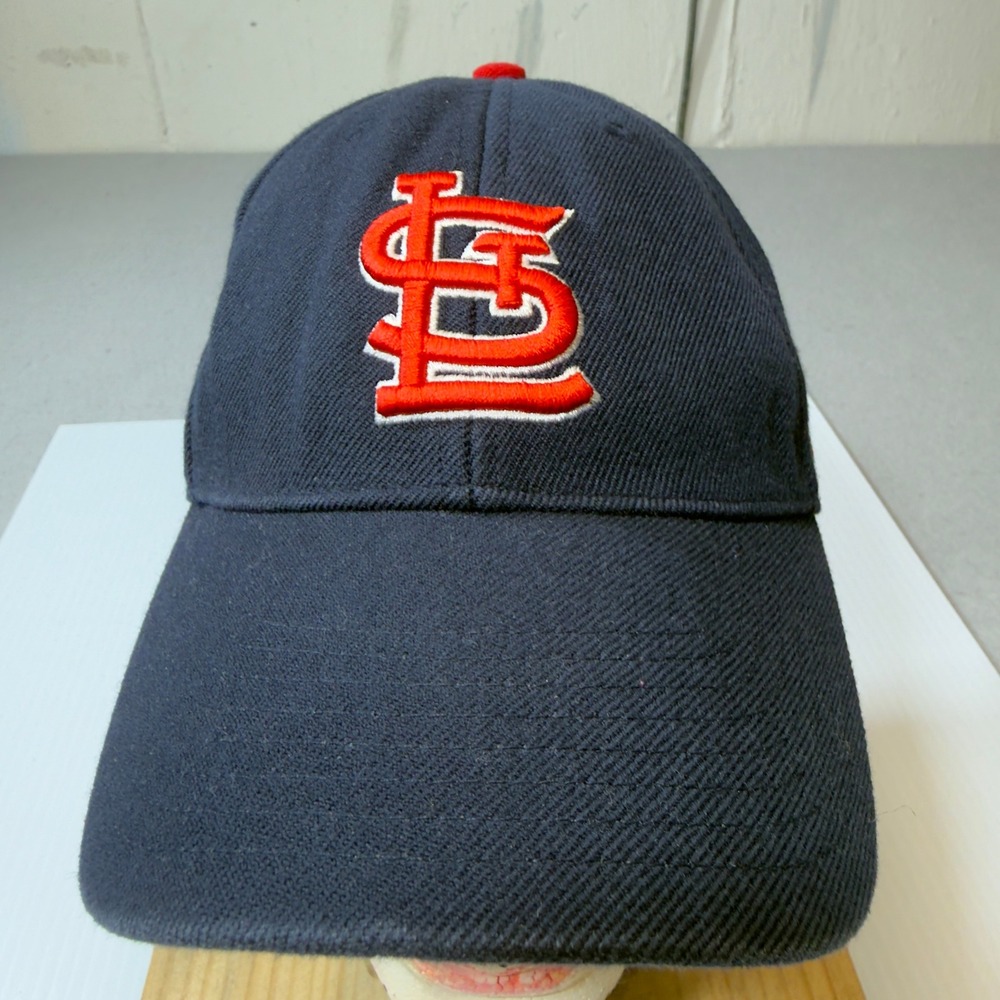 Nike St Lou Cardinals MLB Baseball Cap Hat Red LS Logo Red Nike Swoosh One Size‎